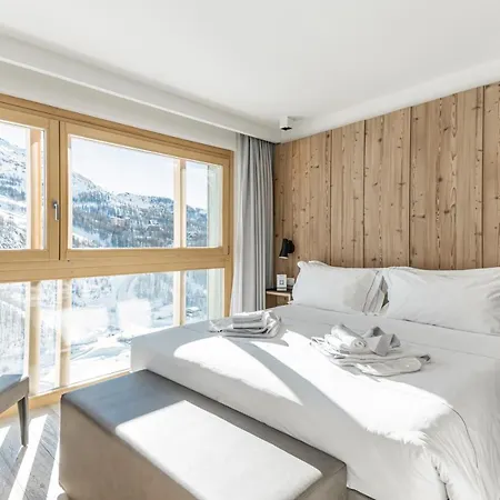 Hotiday Cervinia Ski&spa Otel 4*