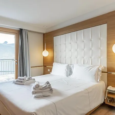 Hotell Hotiday Cervinia Ski&spa 4*