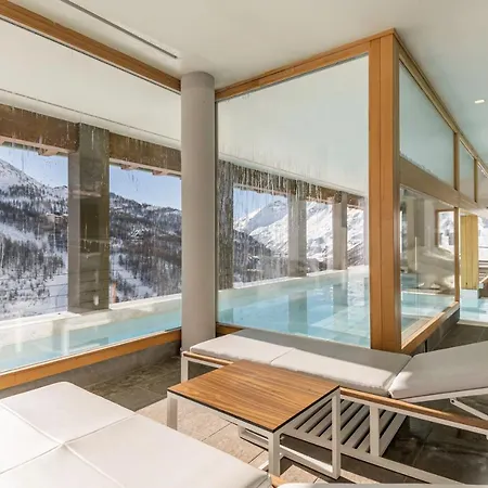 Otel Hotiday Cervinia Ski&spa 4*