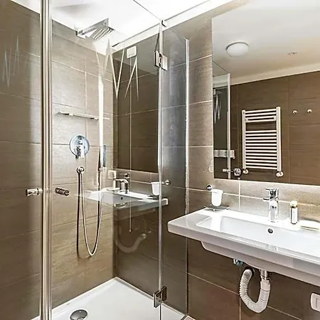 Otel Hotiday Cervinia Ski&spa