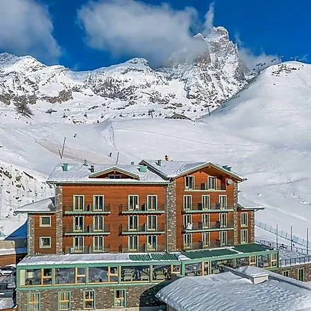 Otel Hotiday Cervinia Ski&spa 4*